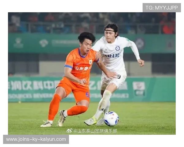 山东泰山的角球套路再次取得明显回报